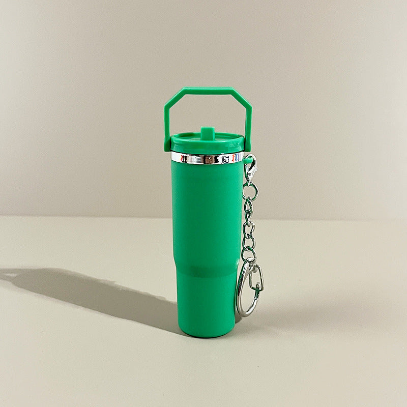 Wholesale Ice Cup Mini Tumbler Cup Keychains with Key Chain Pendant Can Put Lipstick Backpack Small Pendant Can Wrap